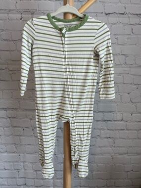 ⭐️⭐️ PICK 5 / $20 Little Me Striped Zip Footed Sleeper